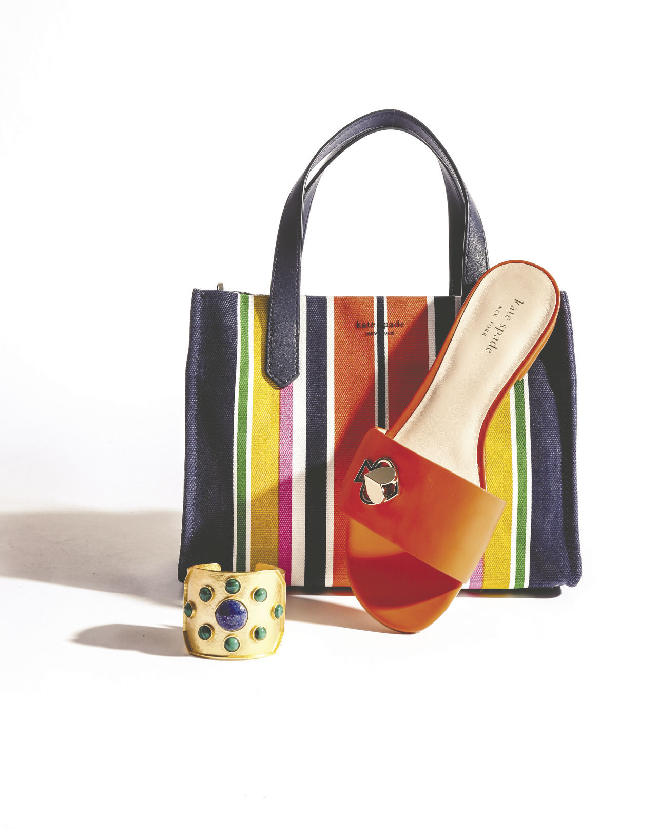 accessories19_02cmyk.jpg